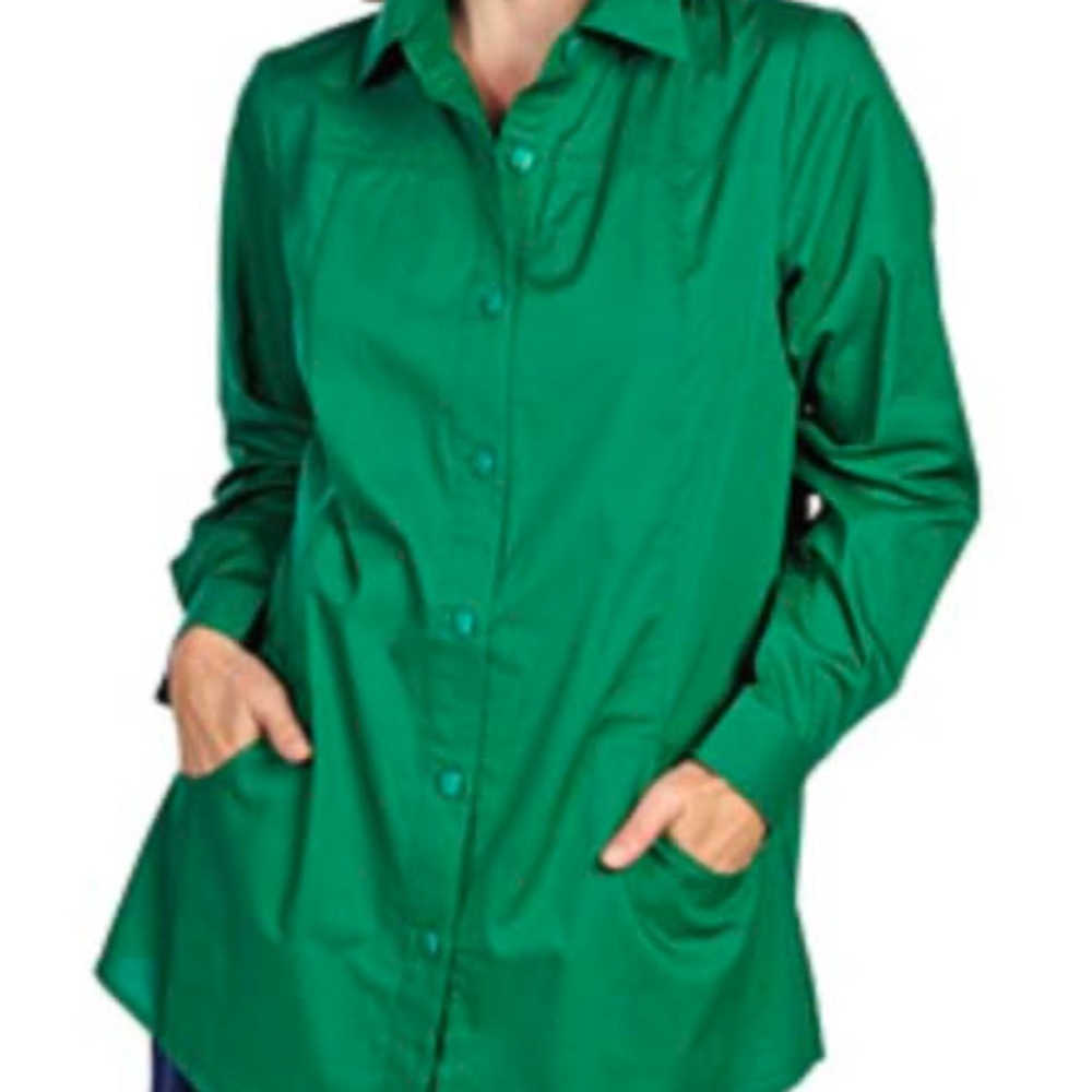 BOYFRIEND SHIRT, EVERGREEN, SIZE 2X, BUTTON FRONT, SCOOP POCKETS, LONG SLEEVES,